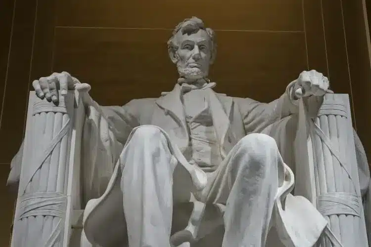 Supporting a Loved One with Bipolar Disorder | New Leaf Detox & Treatment